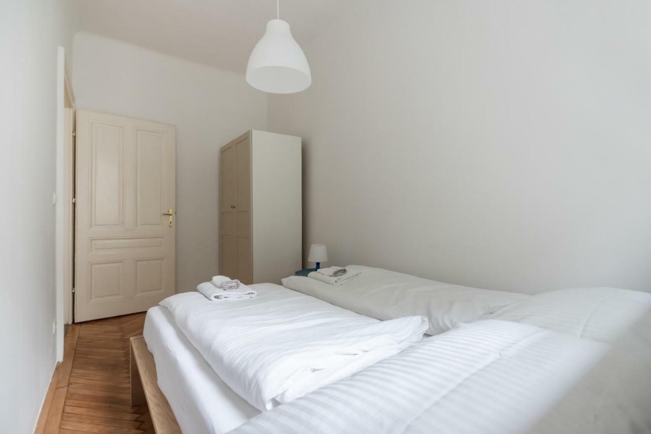 Universum Apartment 2 Wiedeń Zewnętrze zdjęcie